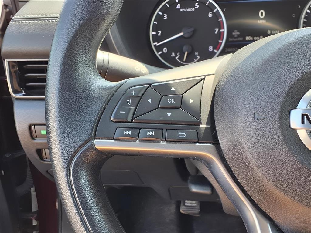 Used 2023 Nissan Sentra SV image 14