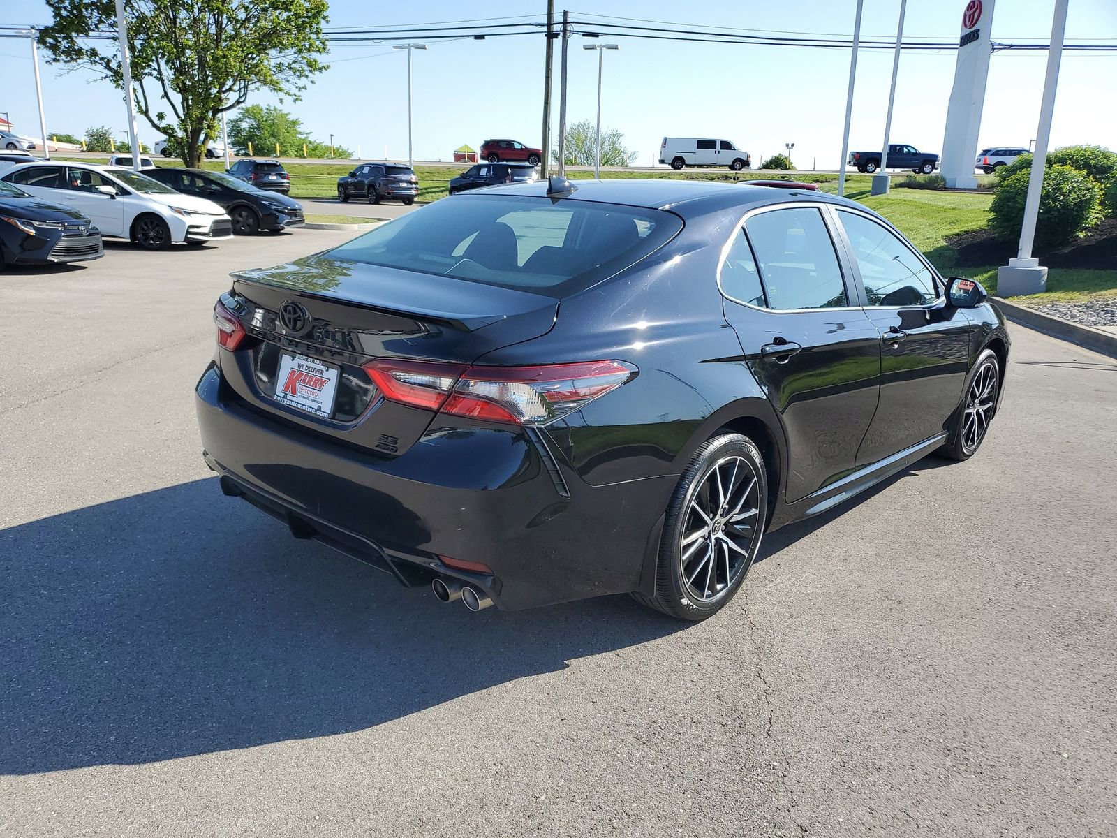 Certified 2024 Toyota Camry SE AWD/4WD image 4