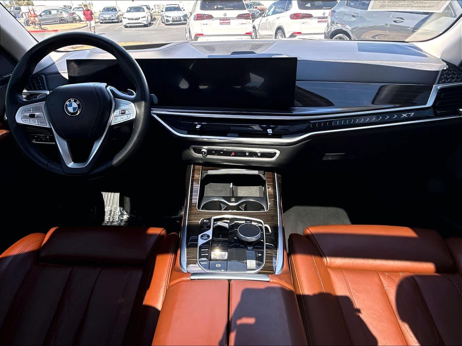 Used 2023 BMW X7 xDrive40i AWD/4WD image 10