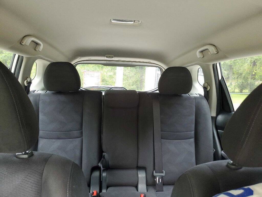 Used 2015 Nissan Rogue S AWD/4WD image 36