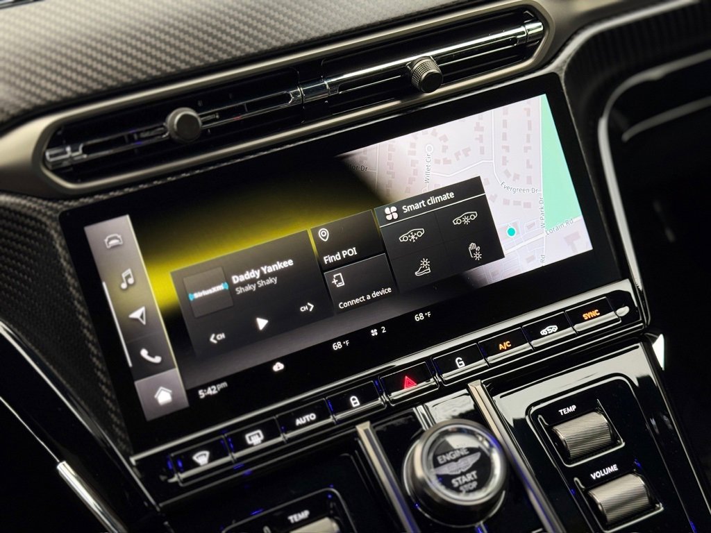 New 2025 Aston Martin V8 Vantage Coupe image 37