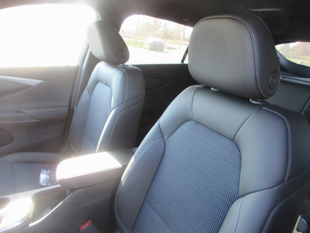 New 2026 Buick Envista Preferred FWD image 13