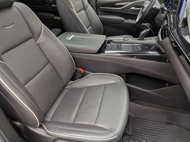 Certified 2024 Cadillac Escalade Sport w/ LPO, ONYX Package AWD/4WD image 27