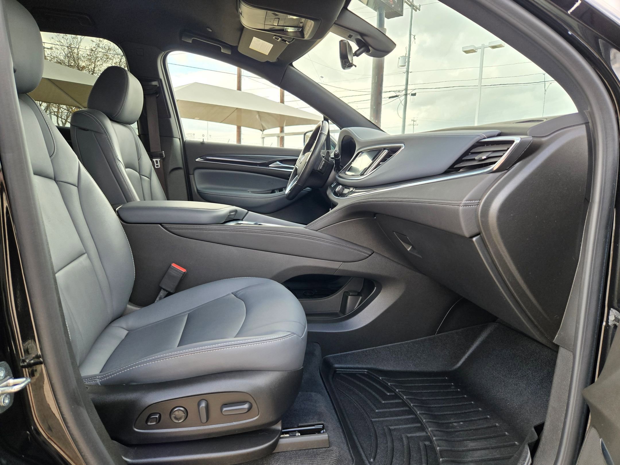 Certified 2023 Buick Enclave Premium w/ LPO, Touring Package image 28