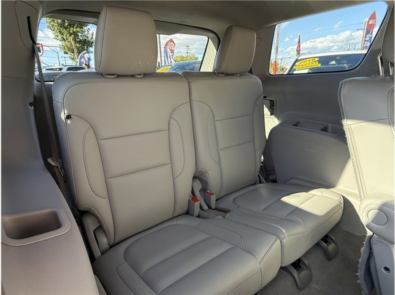 Used 2019 GMC Acadia SLT image 28