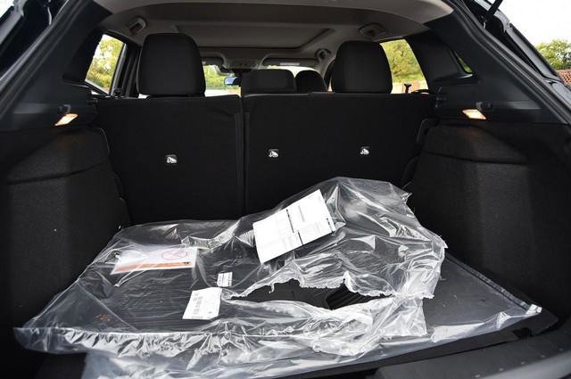 New 2026 Nissan Kicks SV w/ SV Premium Package image 24