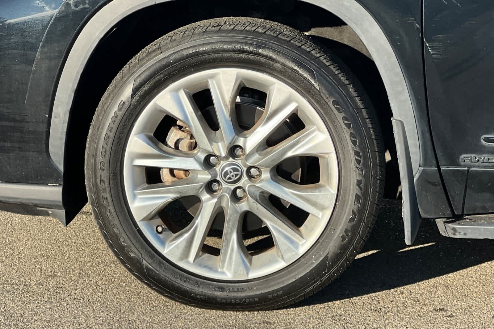Used 2021 Toyota Highlander Limited AWD/4WD image 13