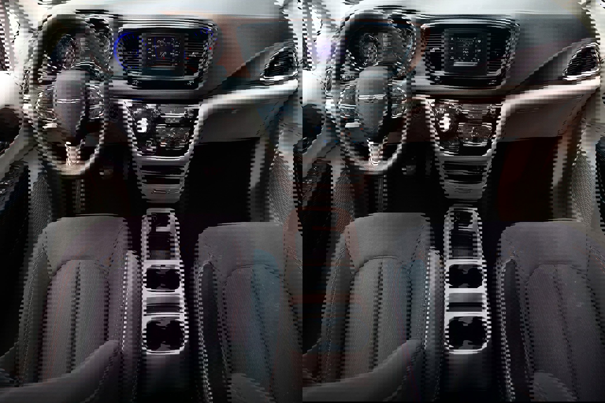 Used 2017 Chrysler Pacifica LX image 26