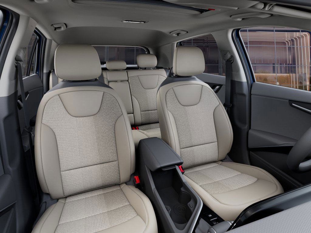 New 2025 Kia Niro EX Touring image 15