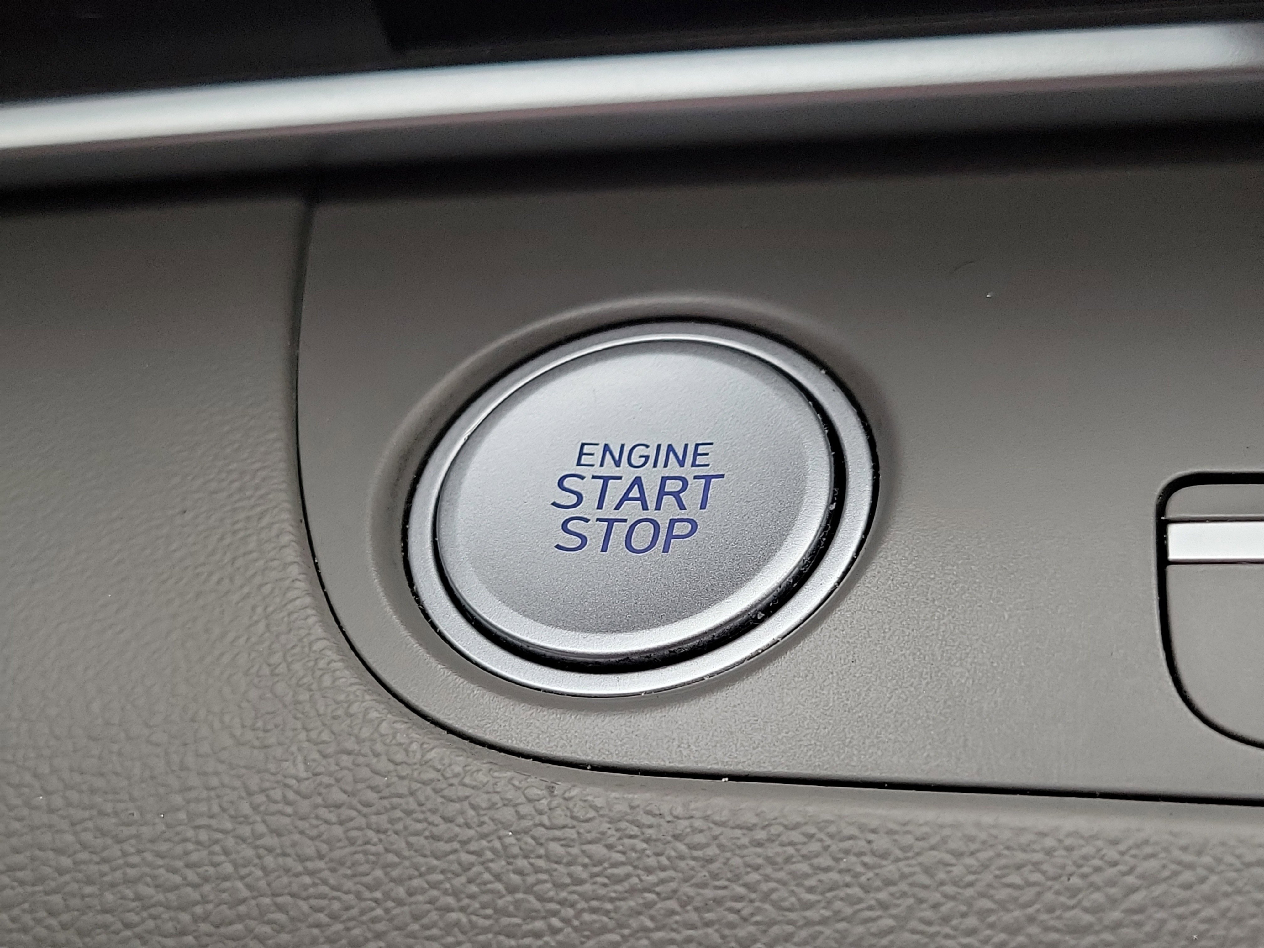 Used 2023 Hyundai Elantra SEL w/ Convenience Package image 30