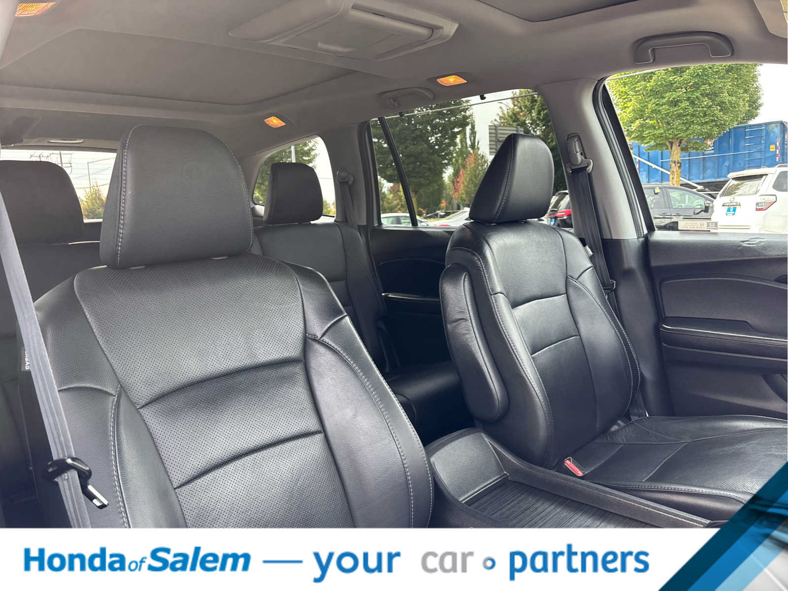 Used 2017 Honda Pilot Elite image 14