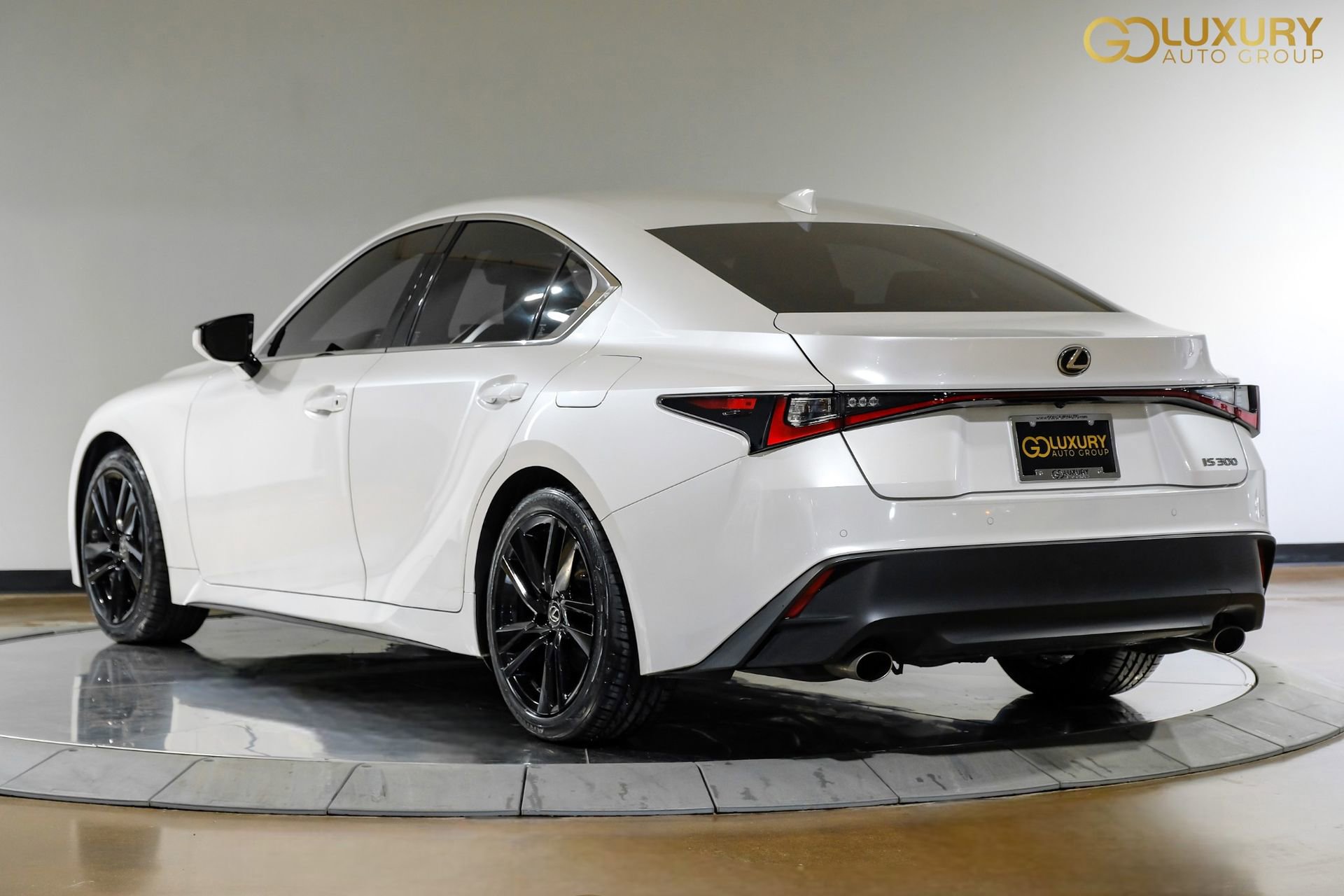 Used 2024 Lexus IS 300 w/ Comfort Package image 11