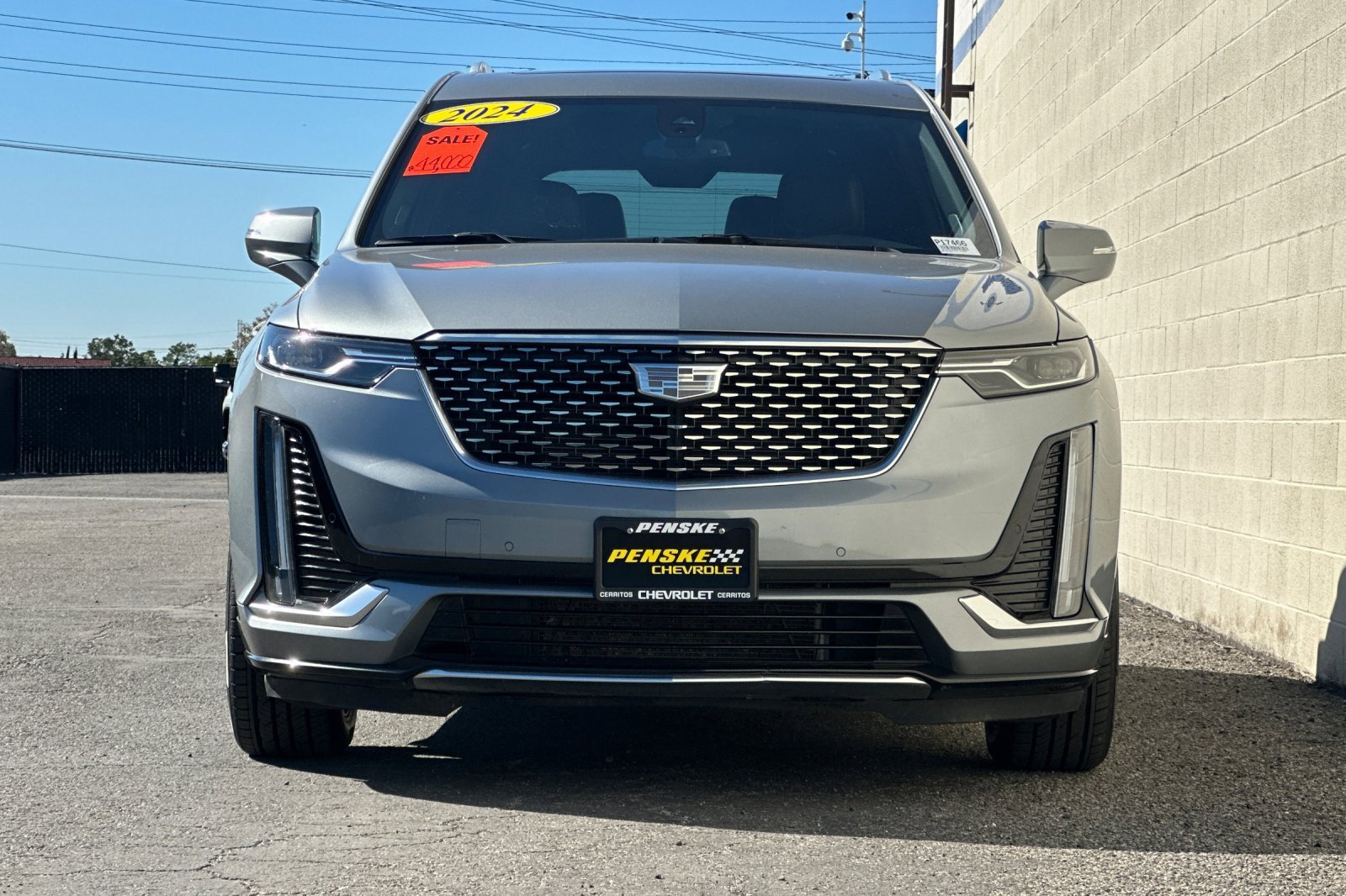 Used 2024 Cadillac XT6 Premium Luxury image 9