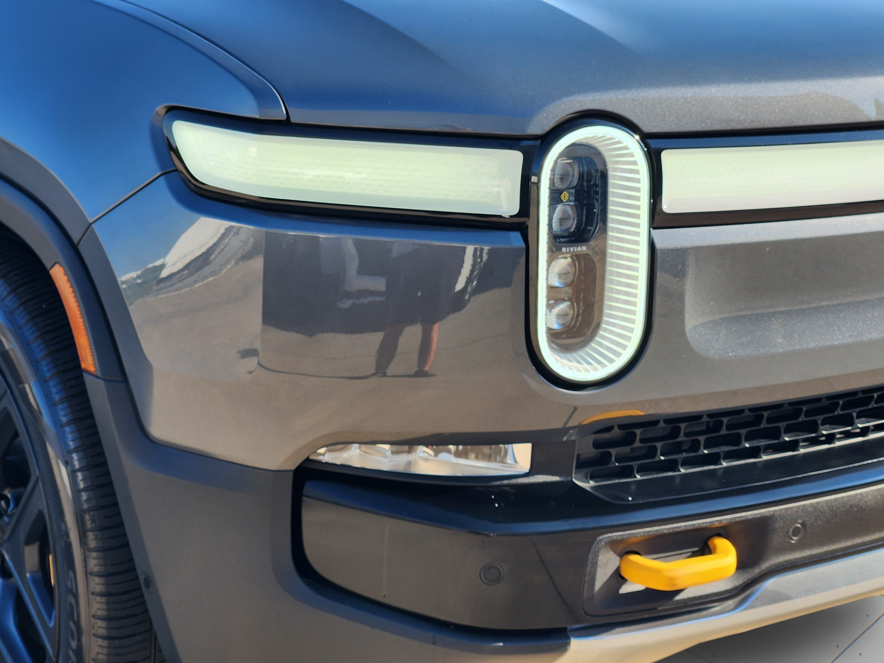Used 2023 Rivian R1S Adventure Quad AWD/4WD image 26