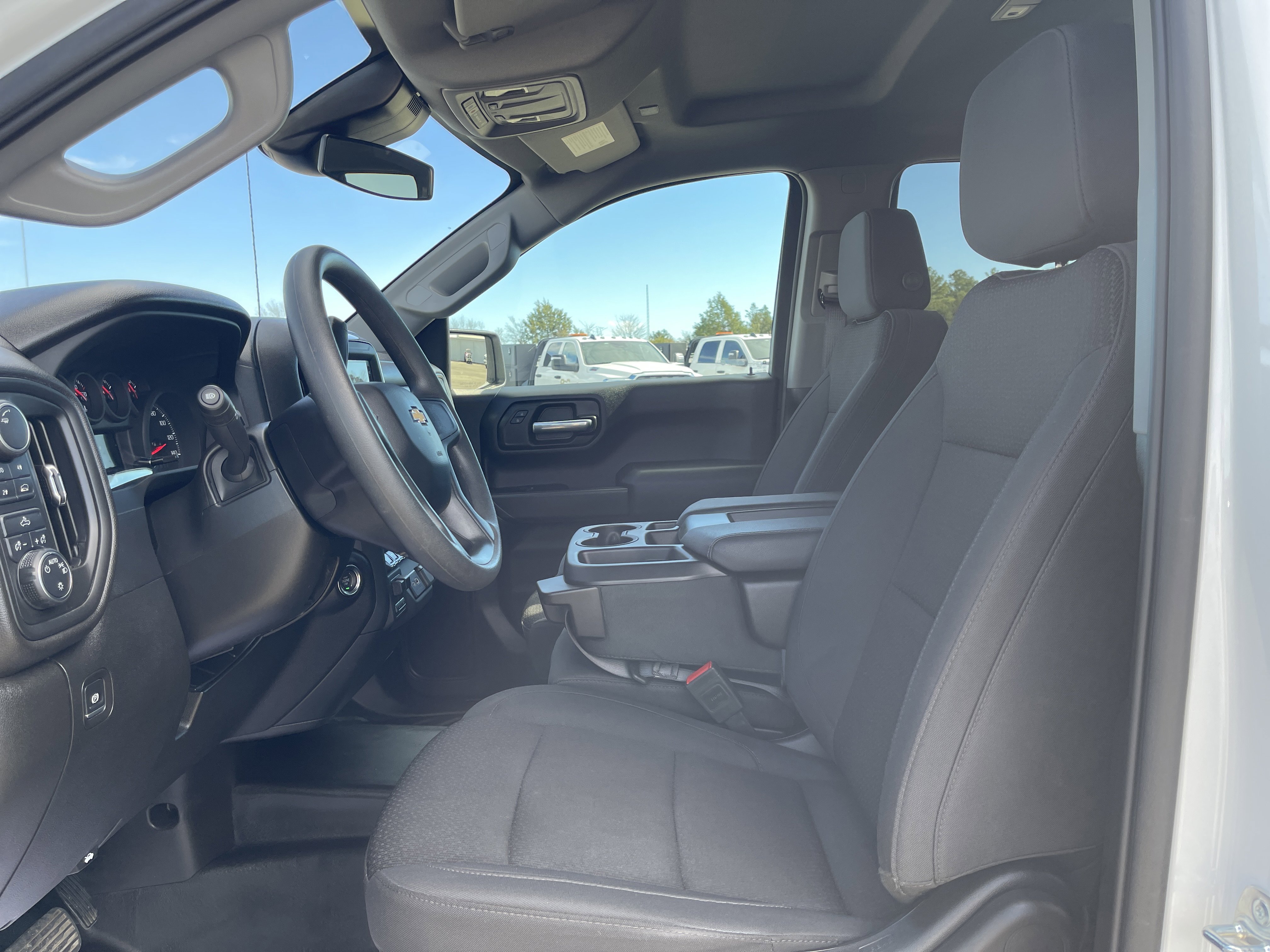 Used 2025 Chevrolet Silverado 1500 W/T w/ WT Value Package image 34