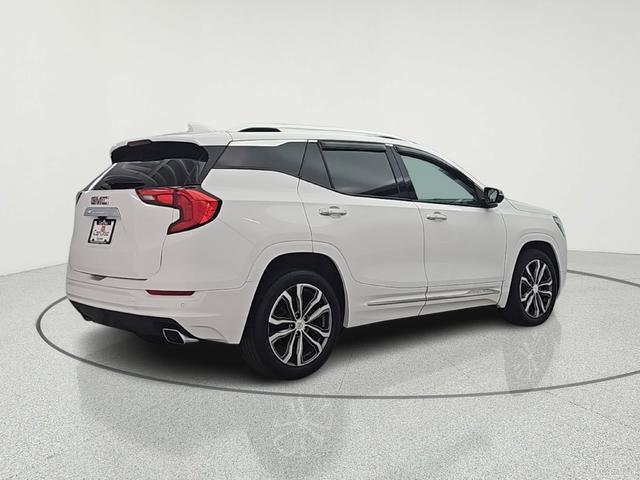 Used 2019 GMC Terrain Denali w/ Advanced Safety Package FWD image 8