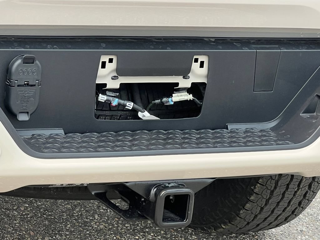 New 2026 GMC Canyon Elevation w/ Convenience Package AWD/4WD image 6