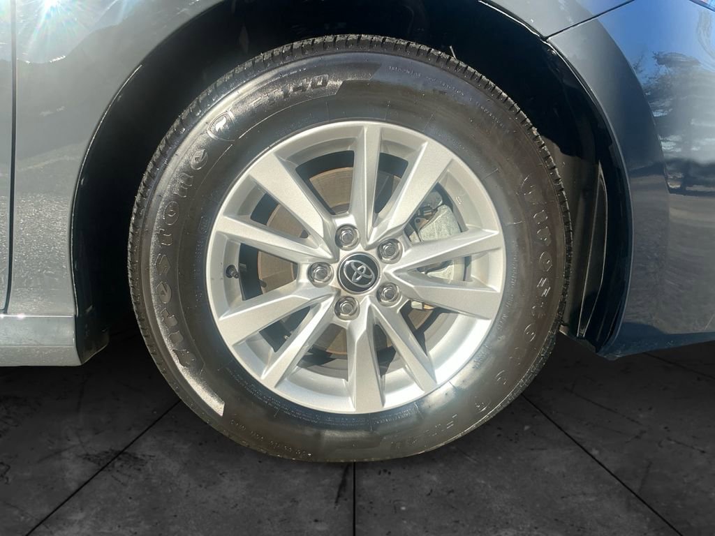Certified 2025 Toyota Camry LE image 14