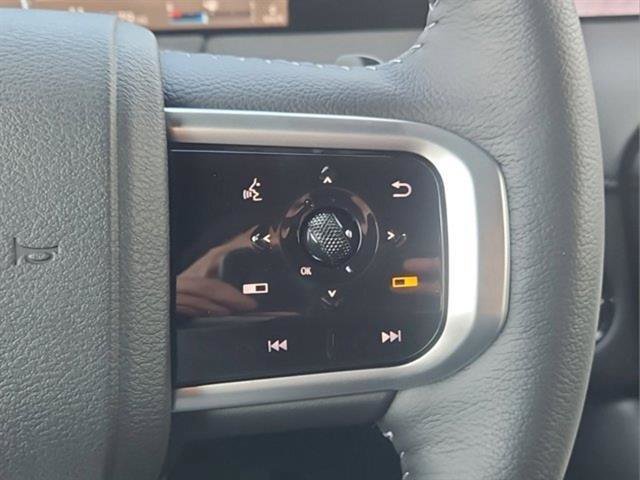 New 2025 Nissan Armada SL w/ Captain's Chari Seat Package image 36