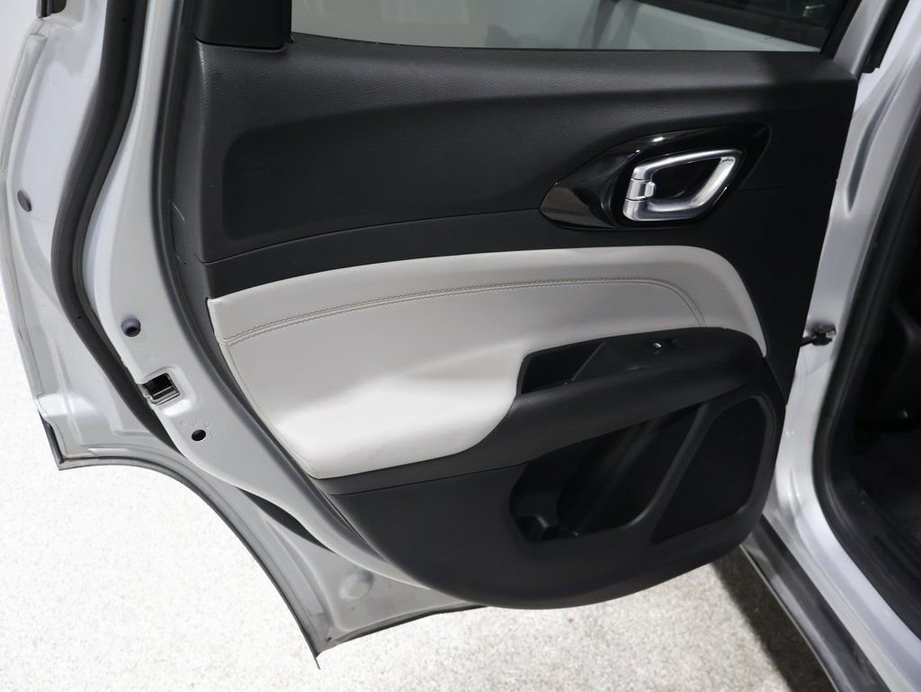 Certified 2024 Jeep Compass Limited image 21