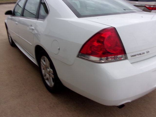 Used 2016 Chevrolet Impala LT FWD image 9