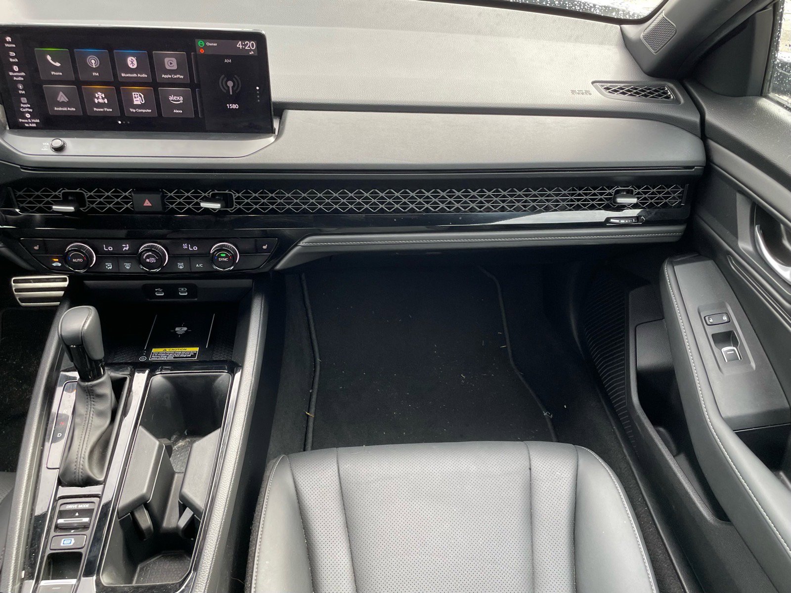 Used 2025 Honda Accord Sport image 8