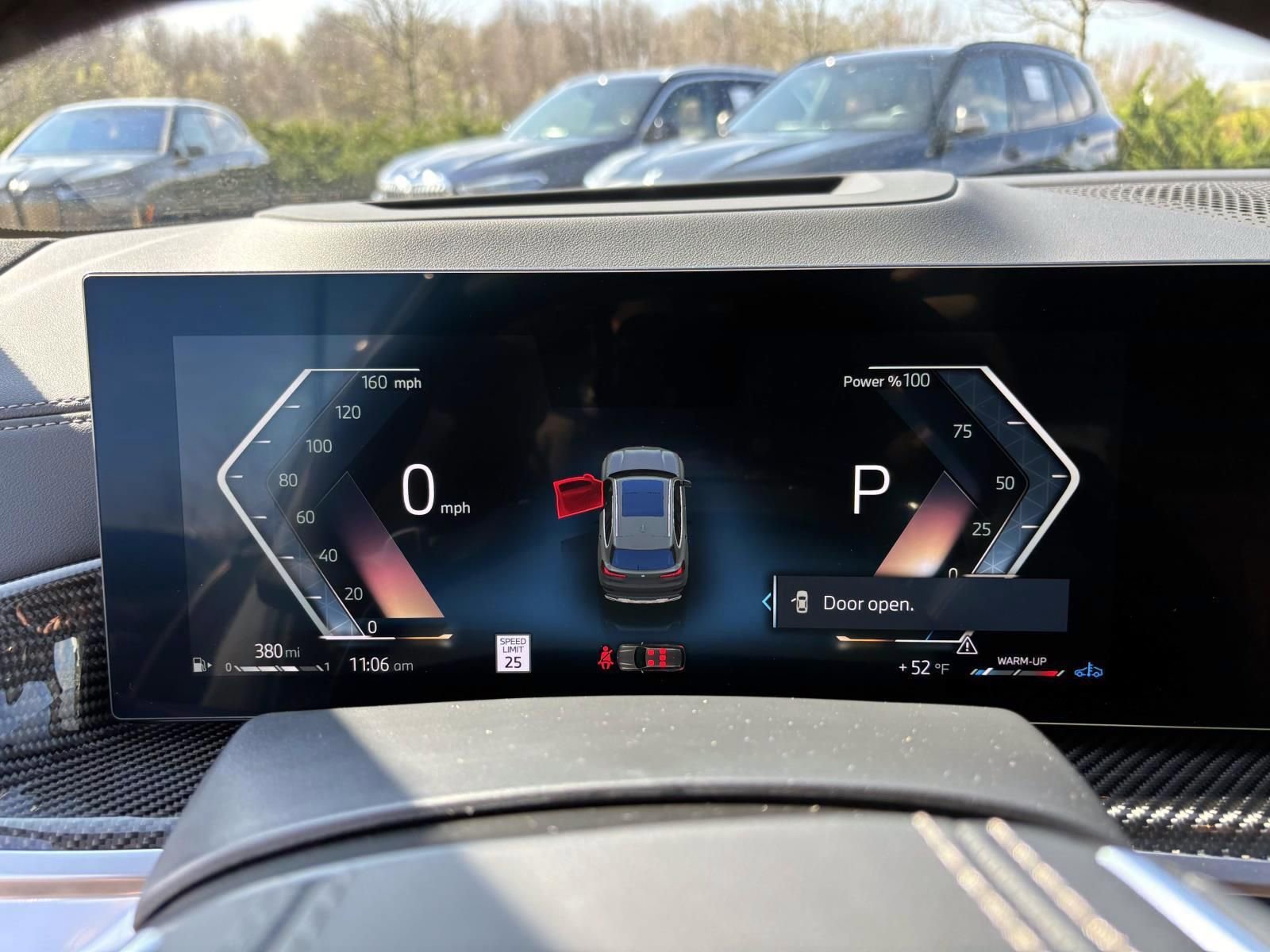 Used 2025 BMW X5 xDrive40i w/ Parking Assistance Package image 15