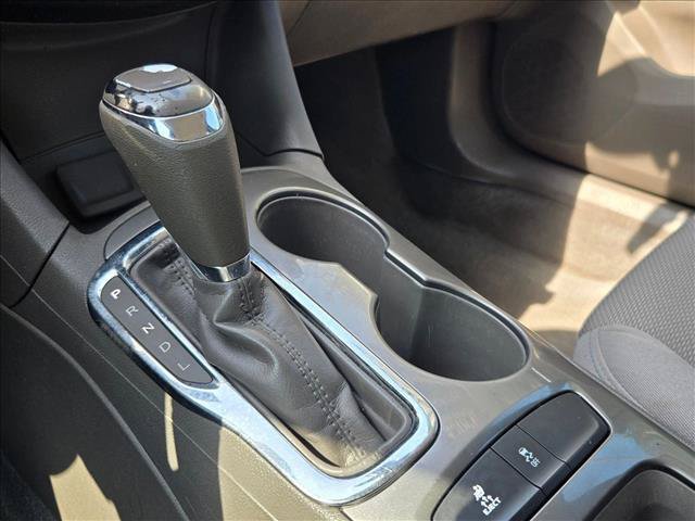 Used 2018 Chevrolet Cruze LT w/ Convenience Package FWD image 12