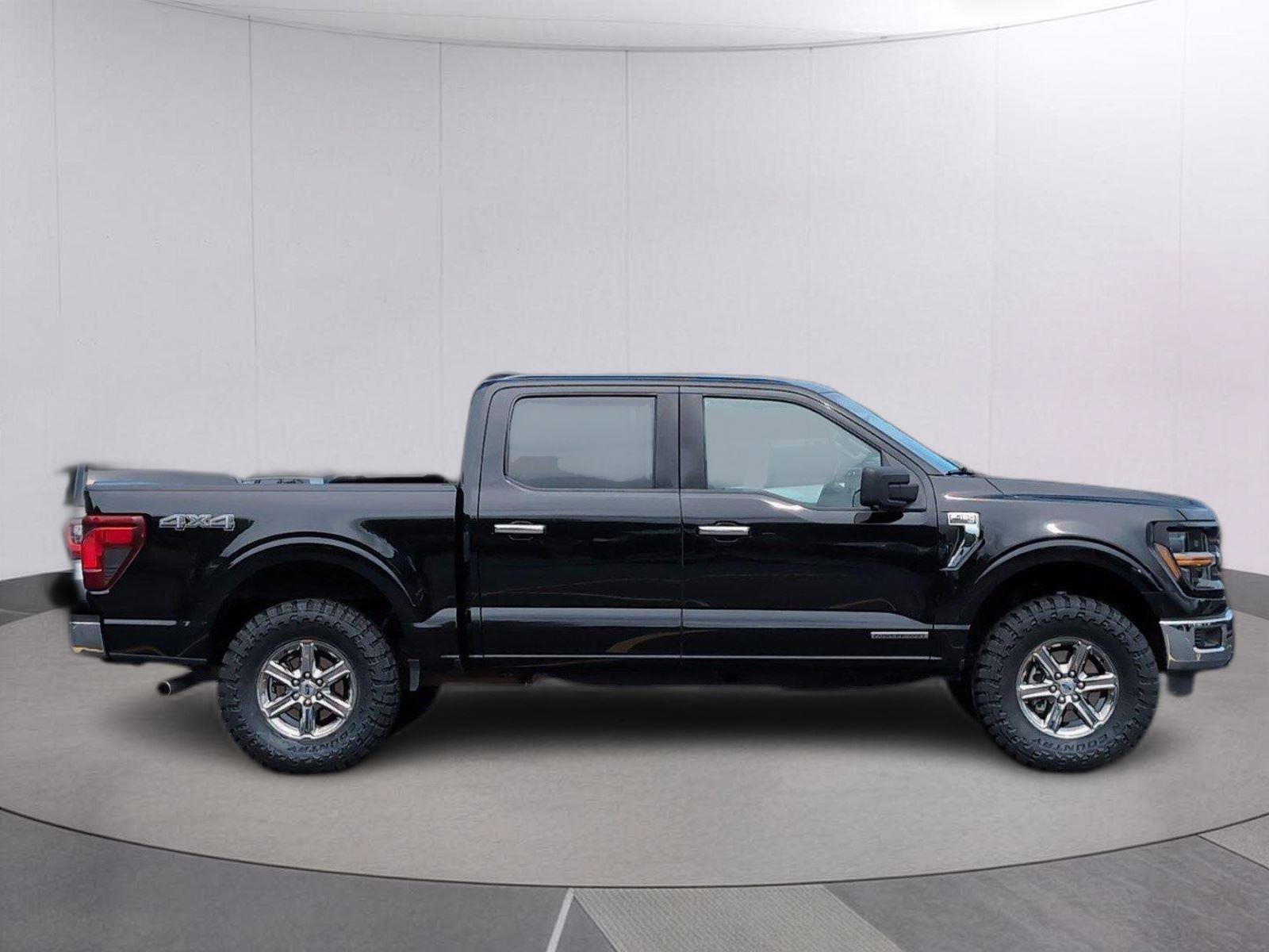 Used 2024 Ford F150 XLT w/ Mobile Office Package AWD/4WD image 11