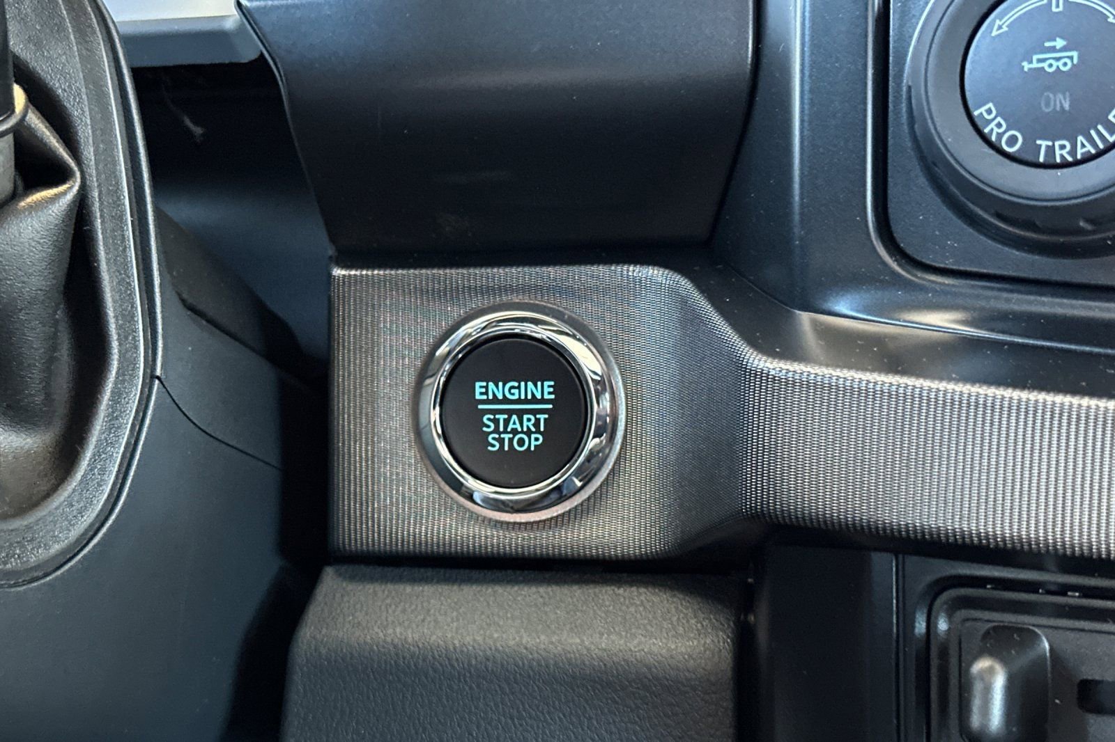 New 2026 Ford F250 Platinum image 21