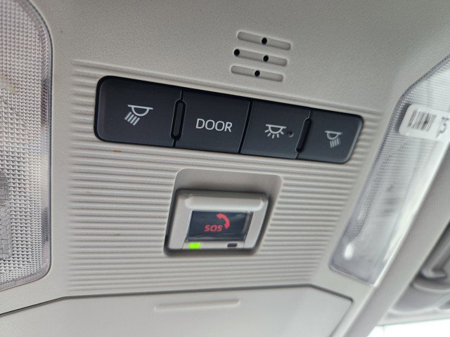 Used 2025 Toyota RAV4 XLE image 45