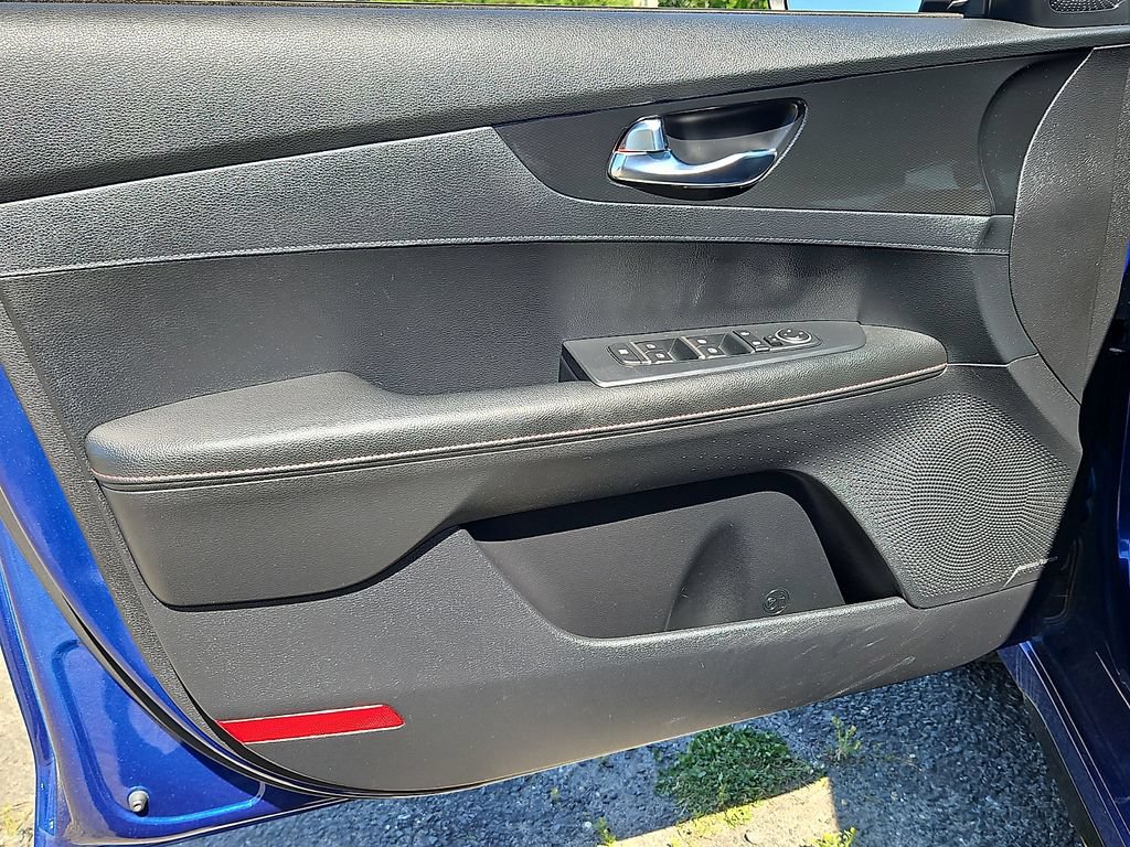 Used 2020 Kia Forte GT FWD image 13