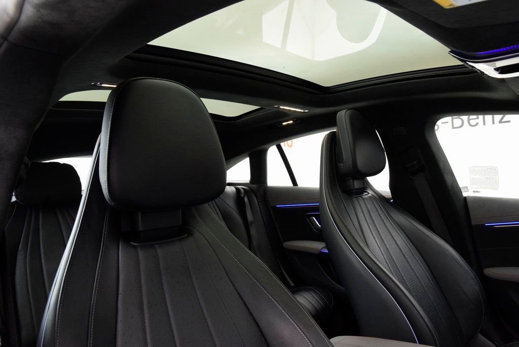 Certified 2023 Mercedes-Benz EQS 580 4MATIC Sedan image 18
