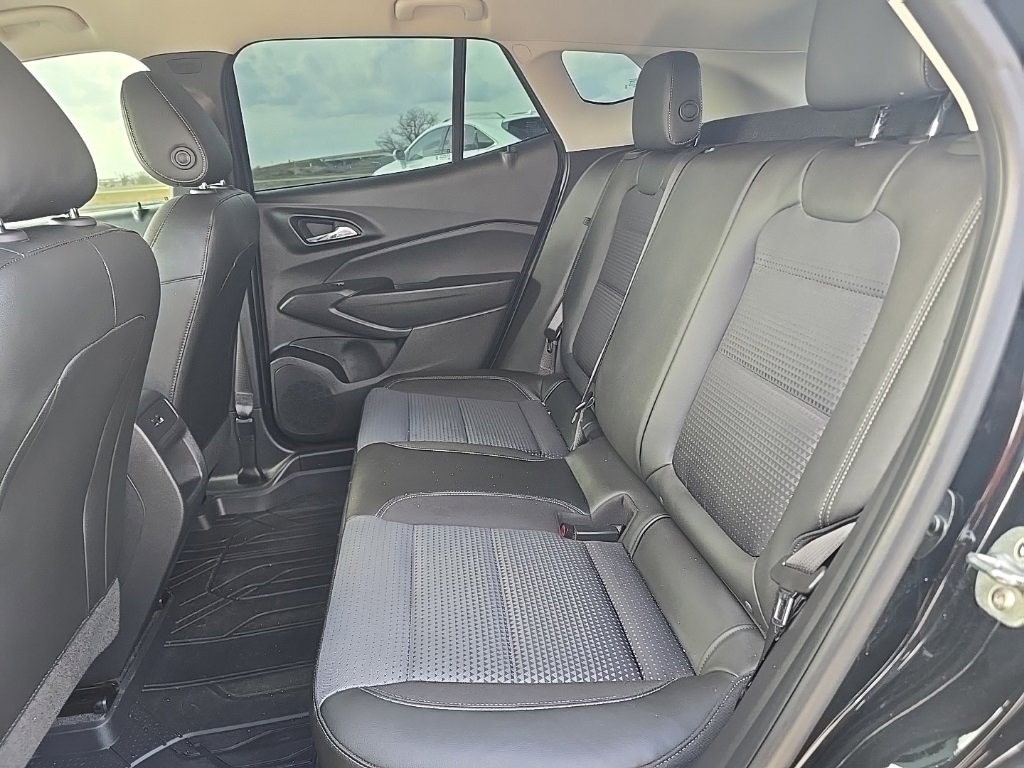 Used 2024 Chevrolet Trax LT w/ Driver Confidence Package image 15