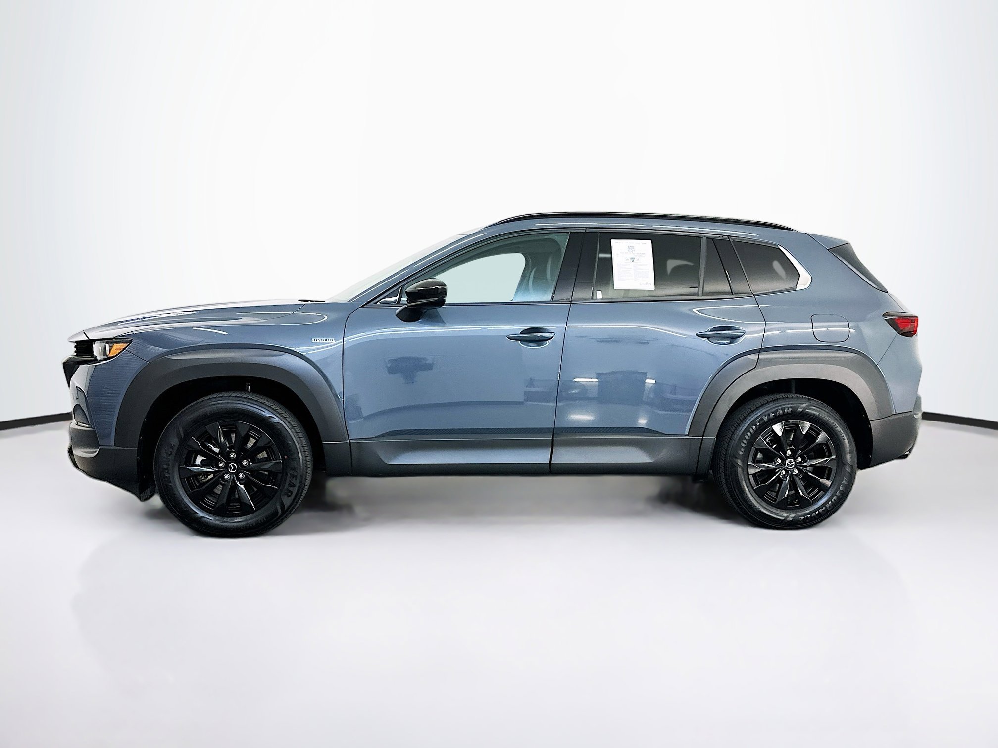 Used 2025 MAZDA CX-50 AWD 2.5 Hybrid w/ Premium Pkg image 4