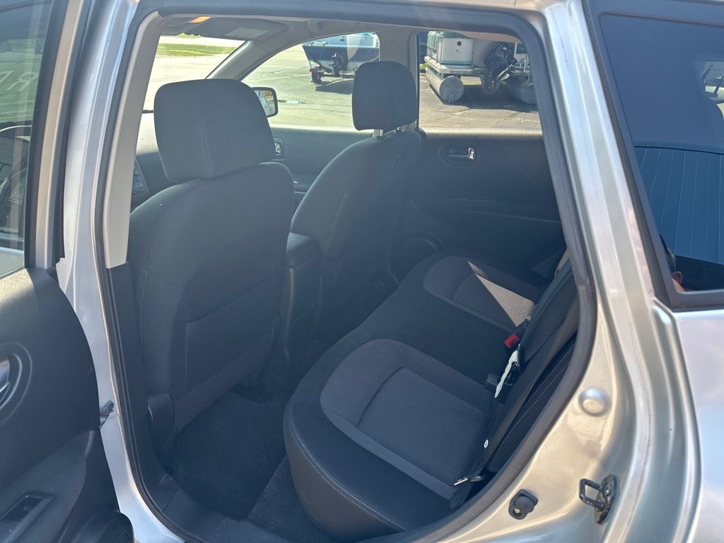 Used 2010 Nissan Rogue SL w/ Premium Pkg FWD image 9