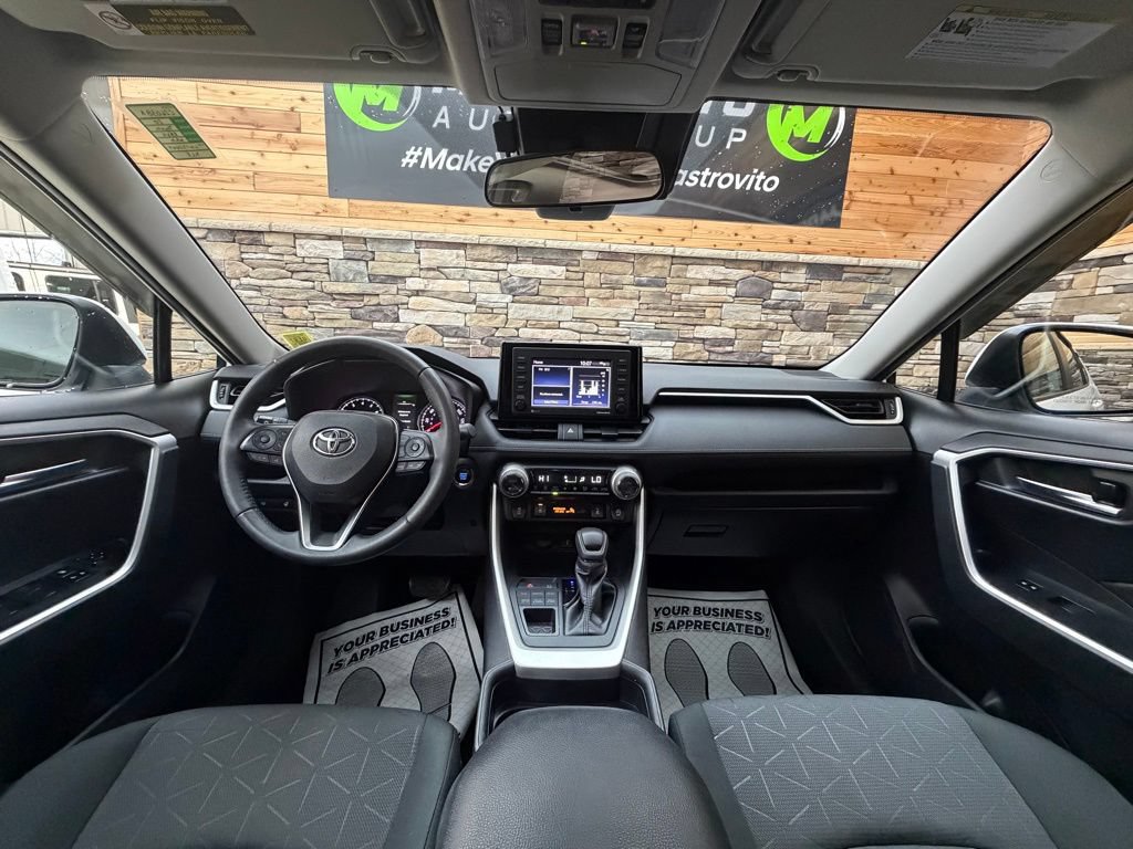 Used 2020 Toyota RAV4 XLE w/ Convenience Package AWD/4WD image 16