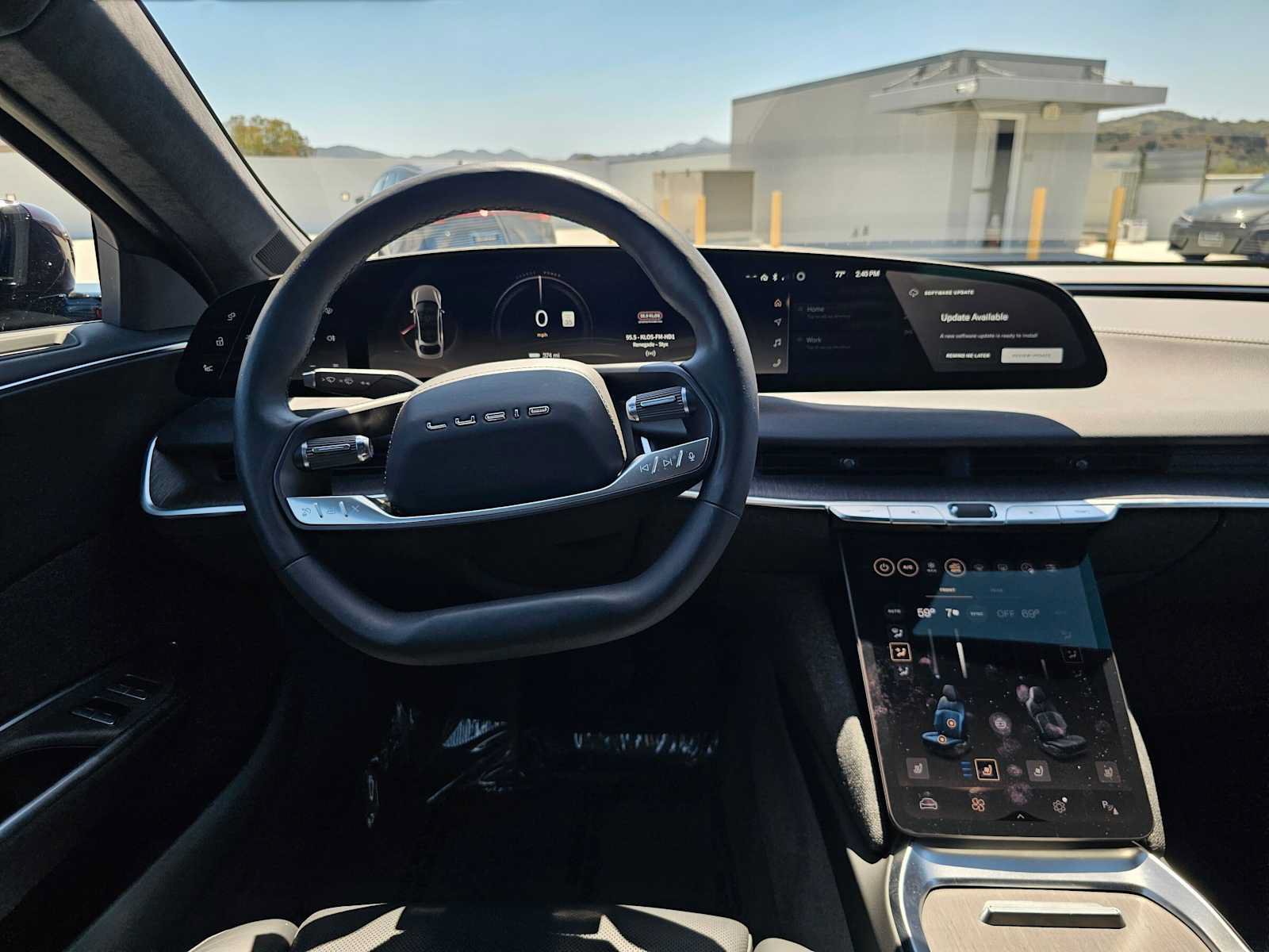 Used 2025 Lucid Air Touring AWD/4WD image 18