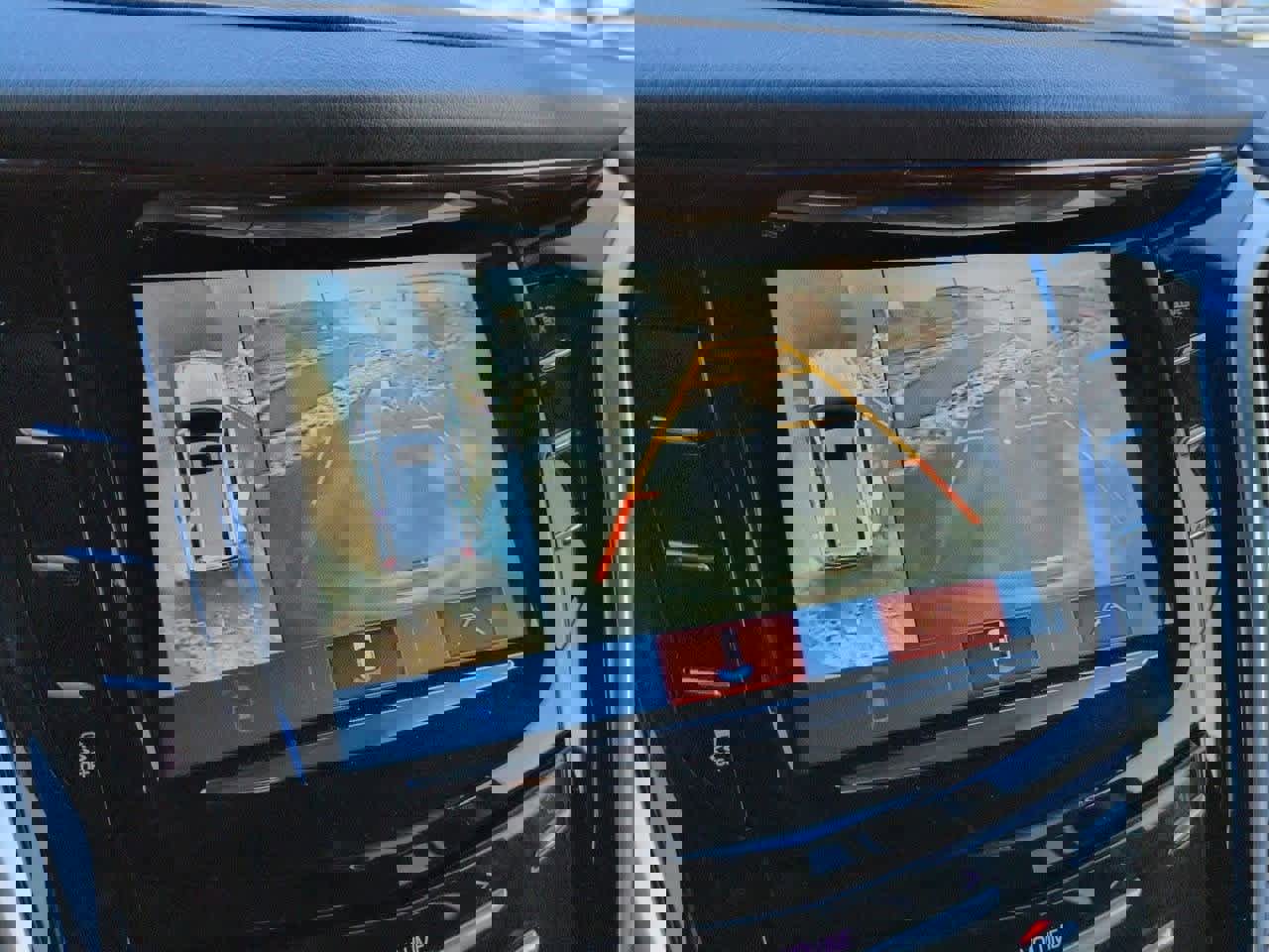 Used 2020 Cadillac Escalade Luxury image 32