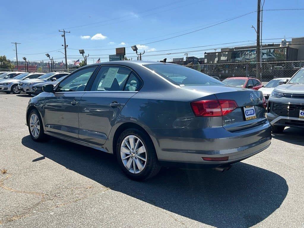 Used 2015 Volkswagen Jetta SE FWD image 6