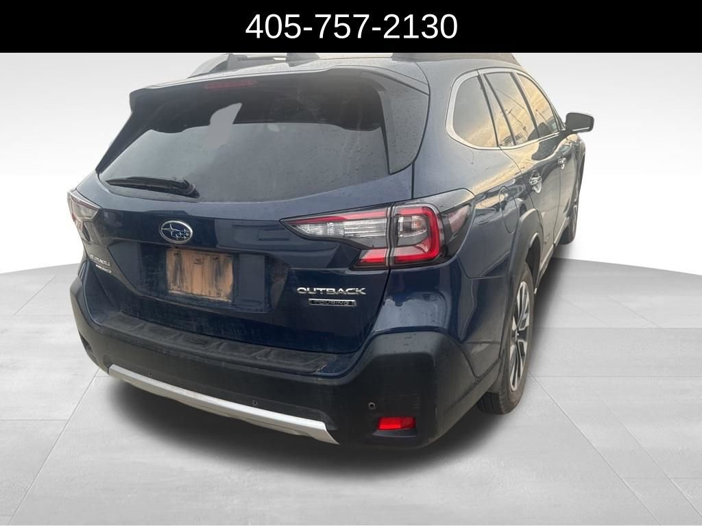 Used 2025 Subaru Outback Touring AWD/4WD image 3
