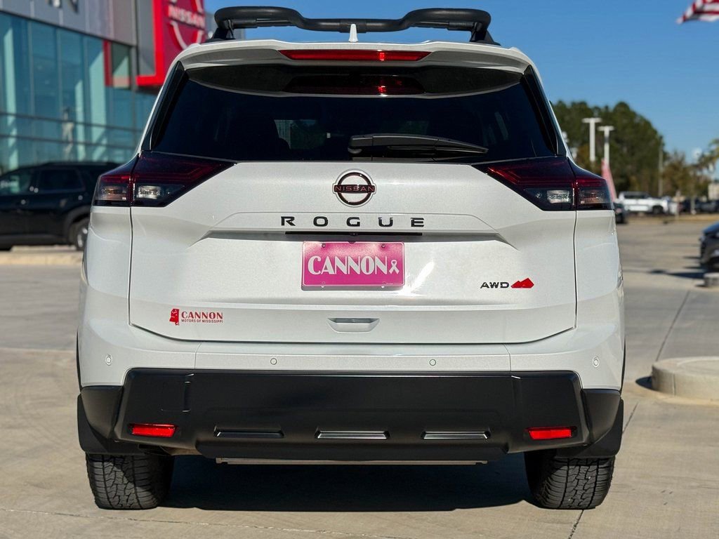 Used 2025 Nissan Rogue SV w/ Rock Creek Premium Package image 8