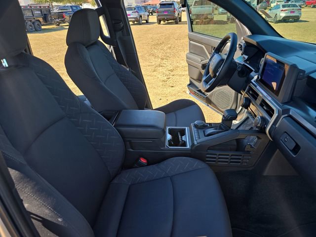 Used 2025 Toyota Tacoma SR5 image 10