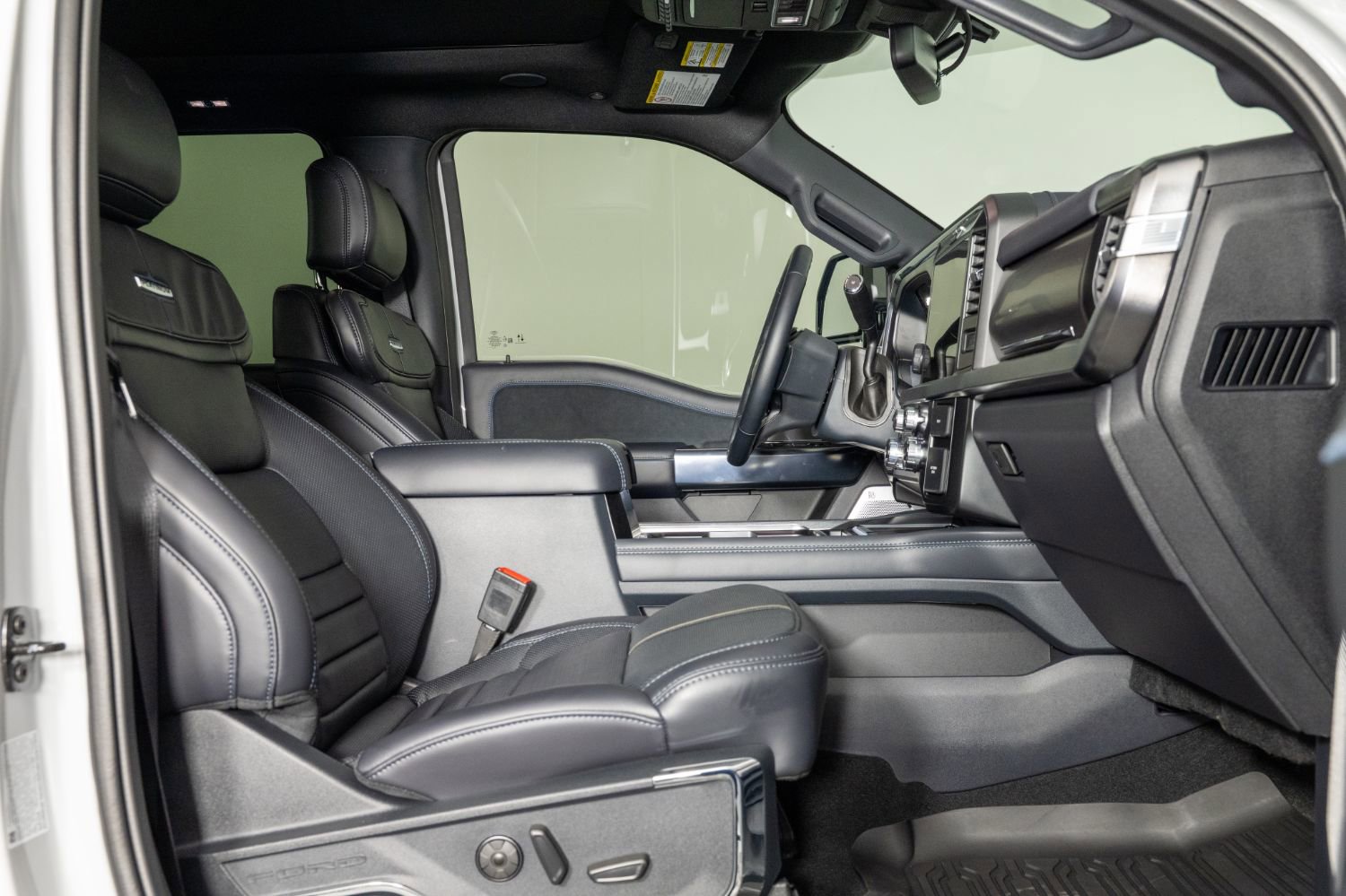 Used 2026 Ford F350 Platinum image 25