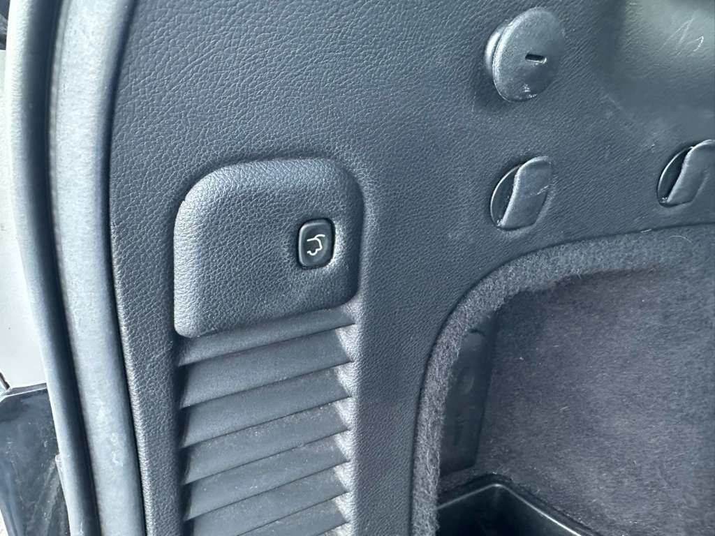 Used 2015 Jeep Grand Cherokee Limited image 26