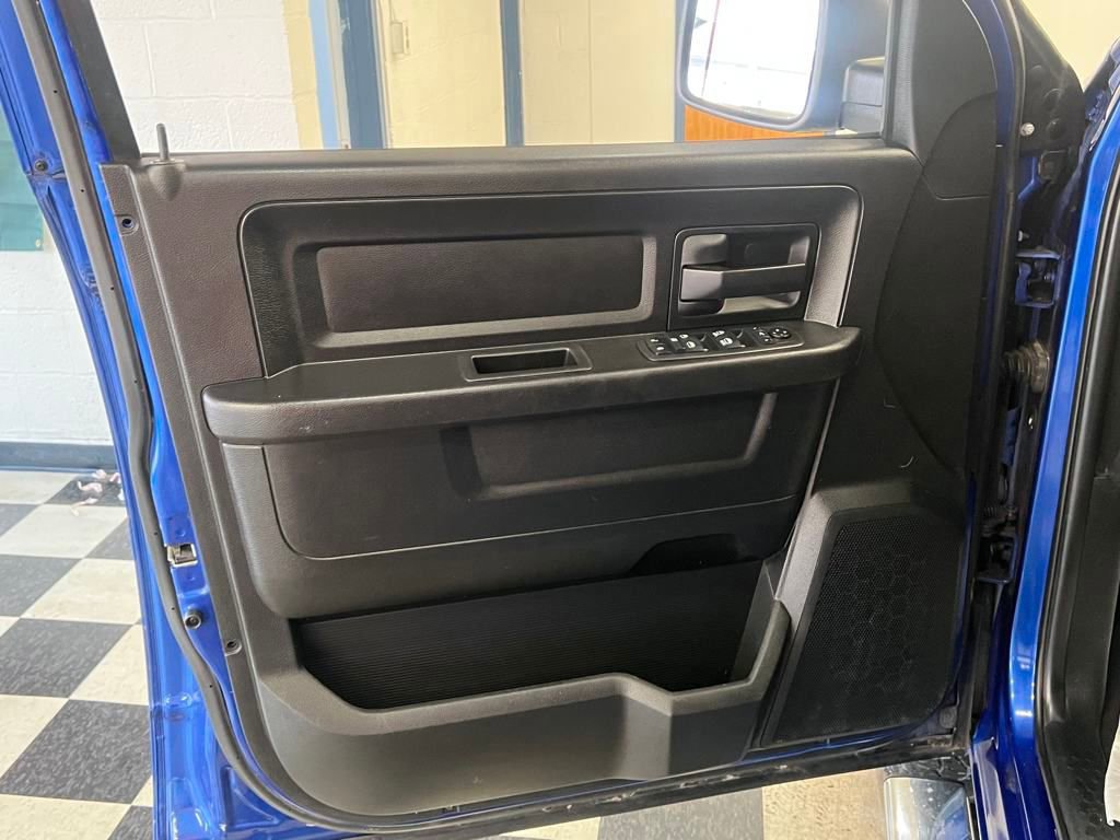 Used 2019 RAM 1500 Express w/ Express Value Package image 29