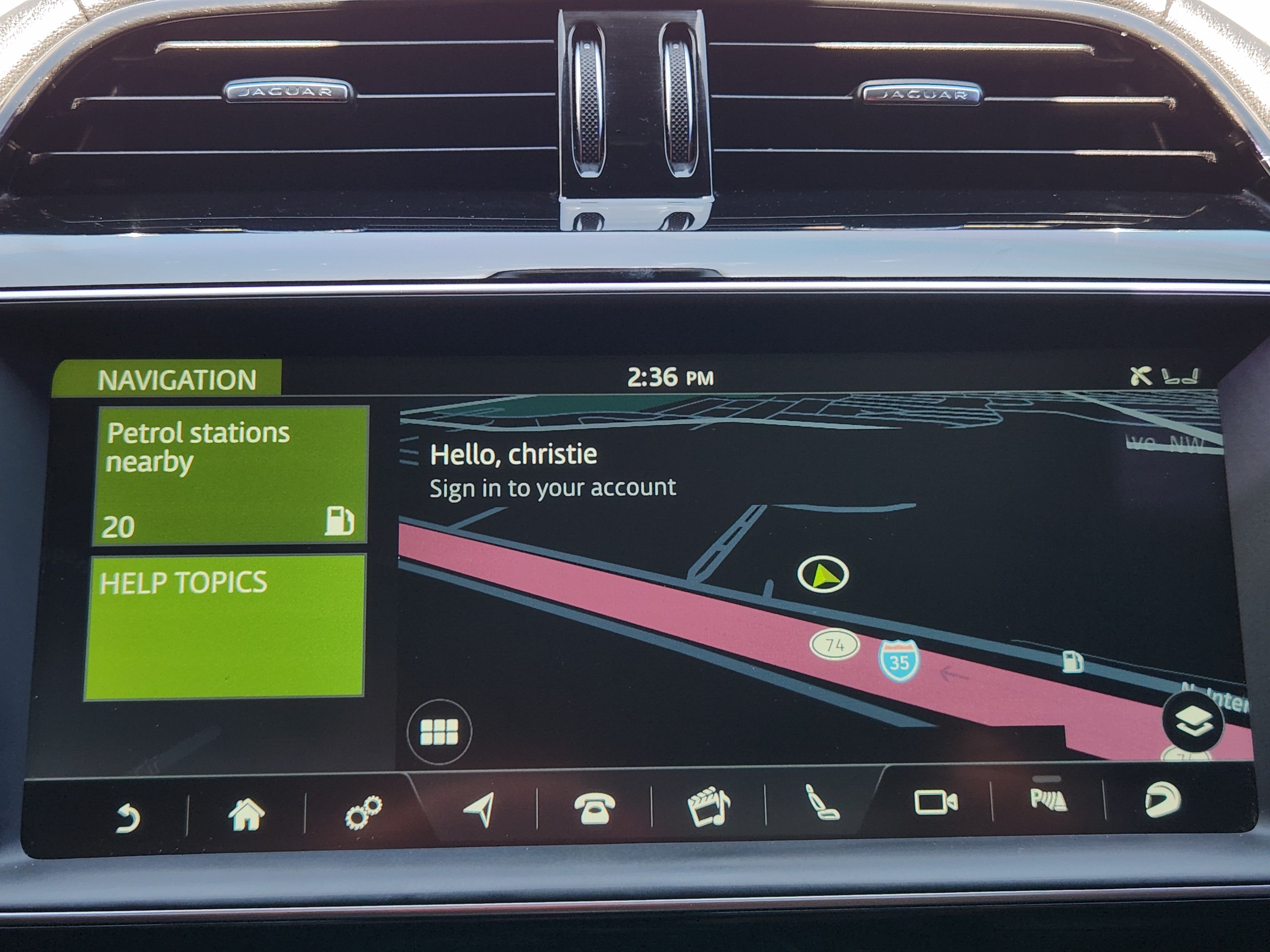 Used 2017 Jaguar F-PACE S AWD/4WD image 18