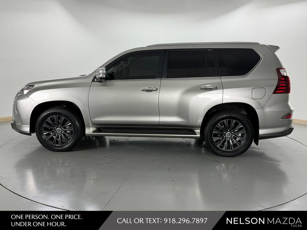Used 2020 Lexus GX 460 Luxury w/ Luxury Sport Package AWD/4WD image 9