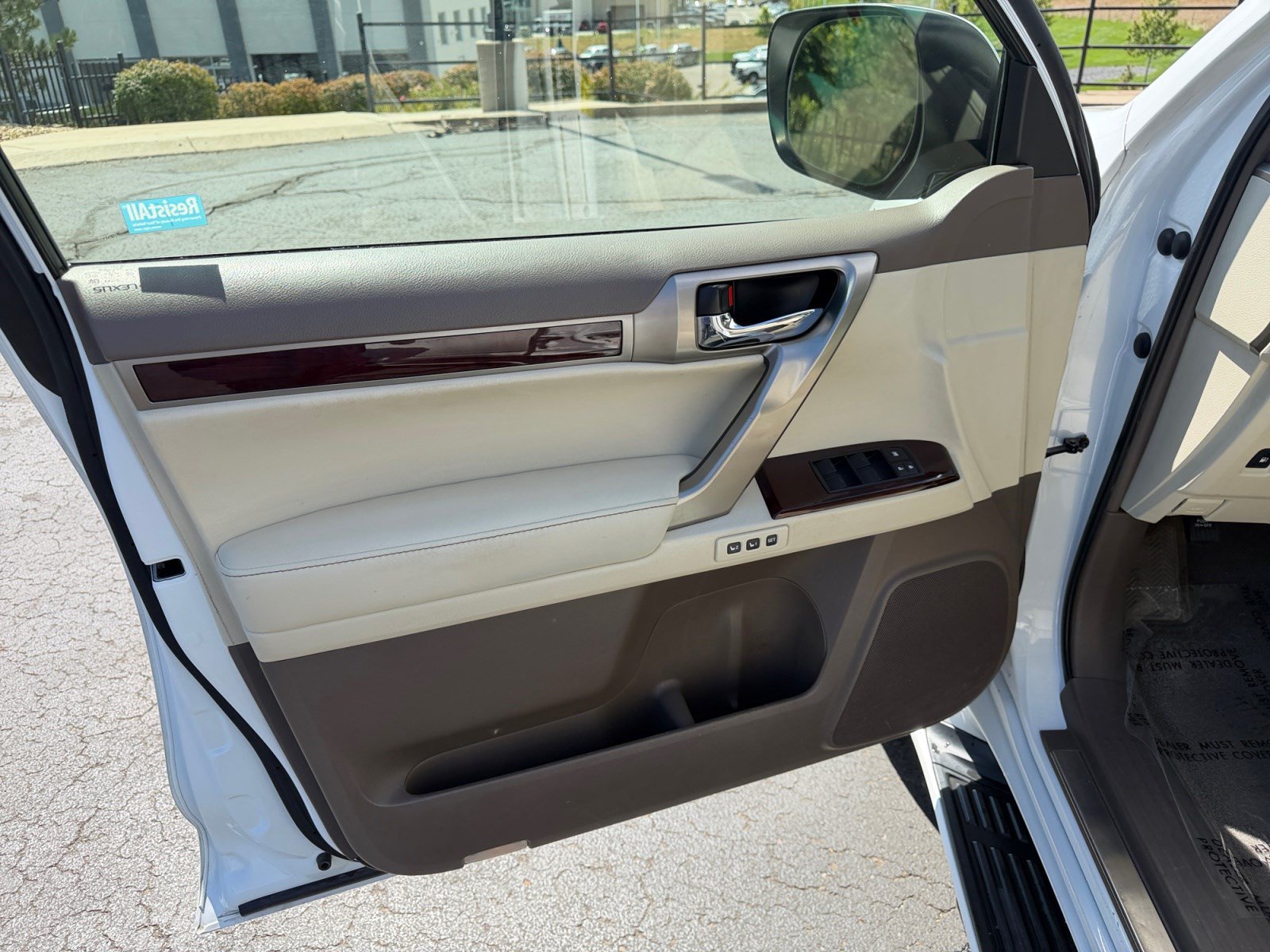 Used 2016 Lexus GX 460 Luxury w/ Preferred Accessory Package AWD/4WD image 13