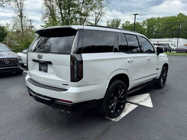Used 2025 Cadillac Escalade V w/ LPO, ONYX Package AWD/4WD image 3